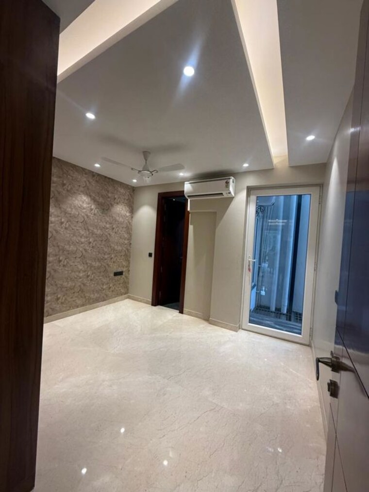 Room, kalkaji 3 Bedroom 1500 Sq.Ft. Builder Floor In Kalkaji Delhi 10591510