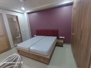 Bedroom in 3 BHK Builder Floor at Sector 42 – for Rent
