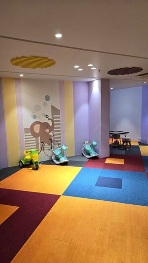Team Area in 2 BHK Apartment at Ratan Pearls, Sector 16 Greater Noida – for Sale