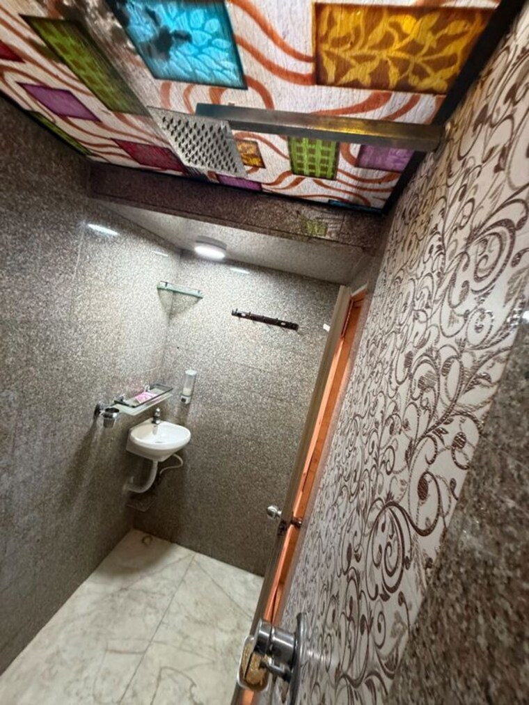 Bathroom, shreenath-chs 1 Bedroom 400 Sq.Ft. Apartment In Malad West Mumbai 10591549