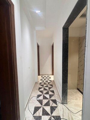 3 BHK Builder Floor – Entrance View at Safdarjung Enclave - for Sale