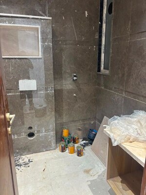 Bathroom in 3 BHK Builder Floor at Safdarjung Enclave – for Sale