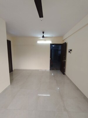 Room in 2 BHK Apartment at Bhoomi Acres M Wing, Thane West – for Rent
