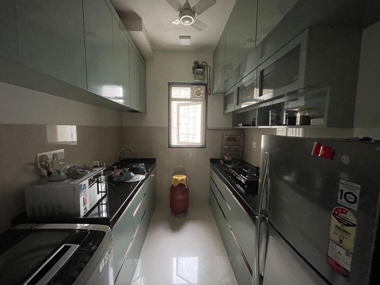 Kitchen, city-view-building 1 Bedroom 400 Sq.Ft. Apartment In Worli Mumbai 10591575