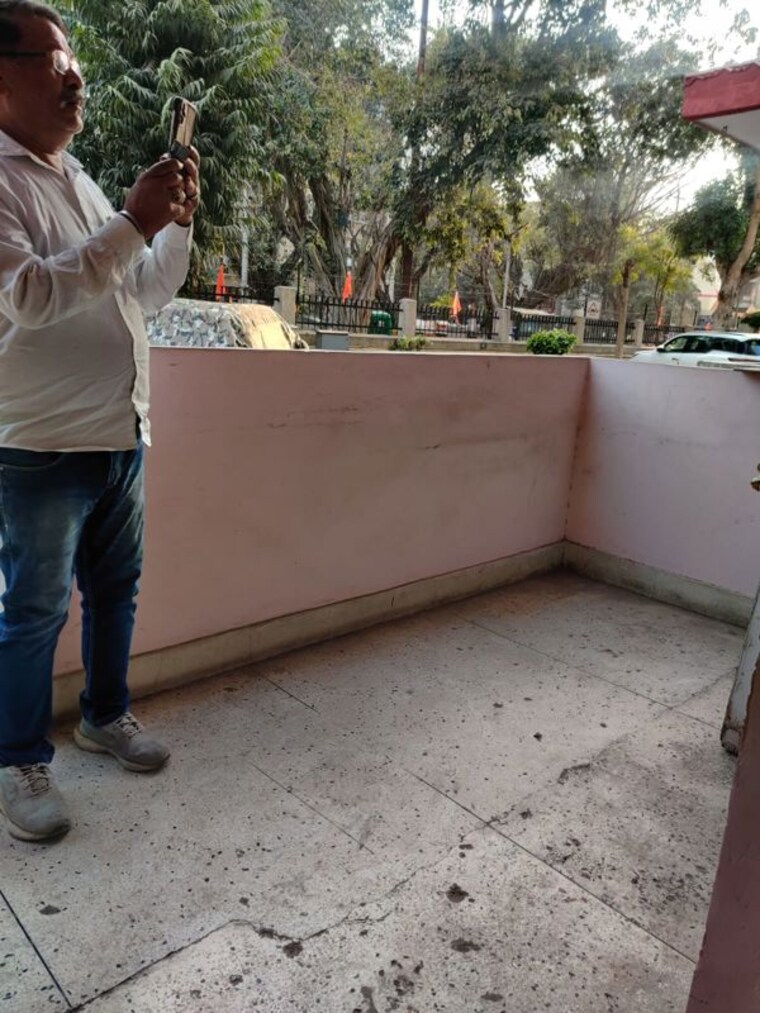 Balcony, limra-height 1 Bedroom 600 Sq.Ft. Apartment In Sector 73 Noida 10591565