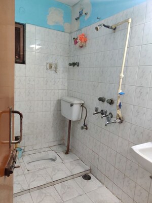 Bathroom in 1 BHK Apartment at Limra Height, Sector 73 – for Rent