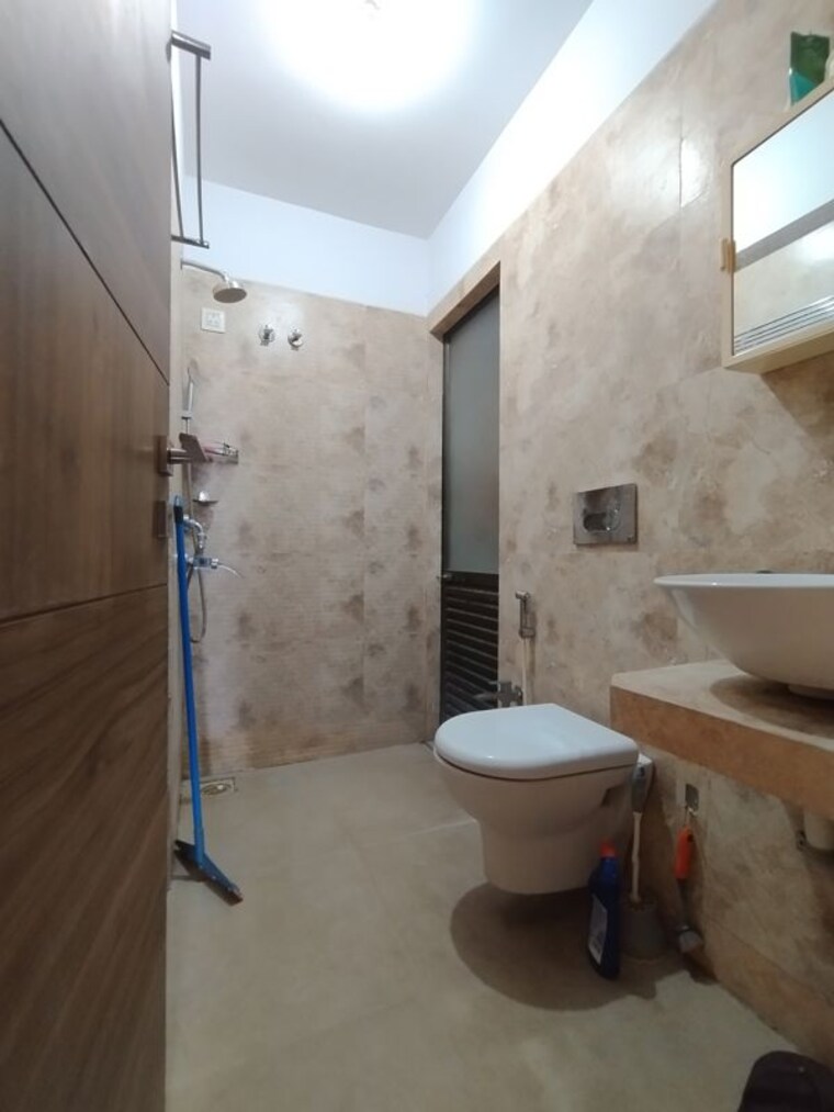 Bathroom, madhav-palacia 2 Bedroom 700 Sq.Ft. Apartment In Ghodbunder Road Thane 10591594