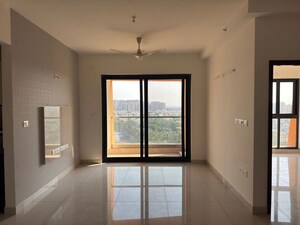 Room in 3 BHK Apartment at Avalon Park At The Prestige City, Sarjapur Road – for Rent