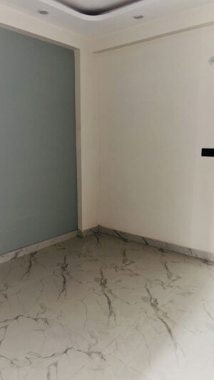 Room in 3 BHK Builder Floor at Vaidpura – for Sale