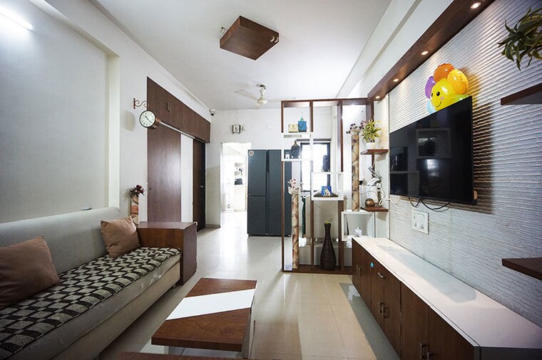 Living Room, jivraj park 2 Bedroom 125 Sq.Yd. Apartment In Jivraj Park Ahmedabad 10591664