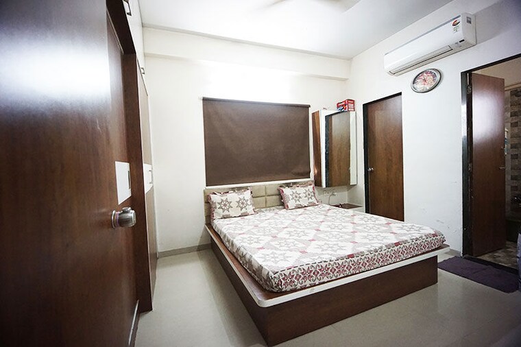 Bedroom, jivraj park 2 Bedroom 125 Sq.Yd. Apartment In Jivraj Park Ahmedabad 10591664