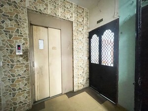 Room in 2 BHK Apartment at Jivraj Park – for Sale