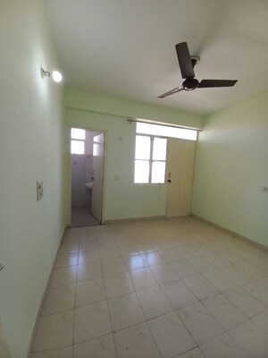 Room in 1 BHK Apartment at Ninex RMG Residency, Sector 37c – for Rent