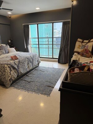 Bedroom in 4 BHK Apartment at Hicons Enclave, Khar West – for Rent