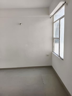 Room in 2 BHK Apartment at Zara Aavaas, Sector 104 – for Rent