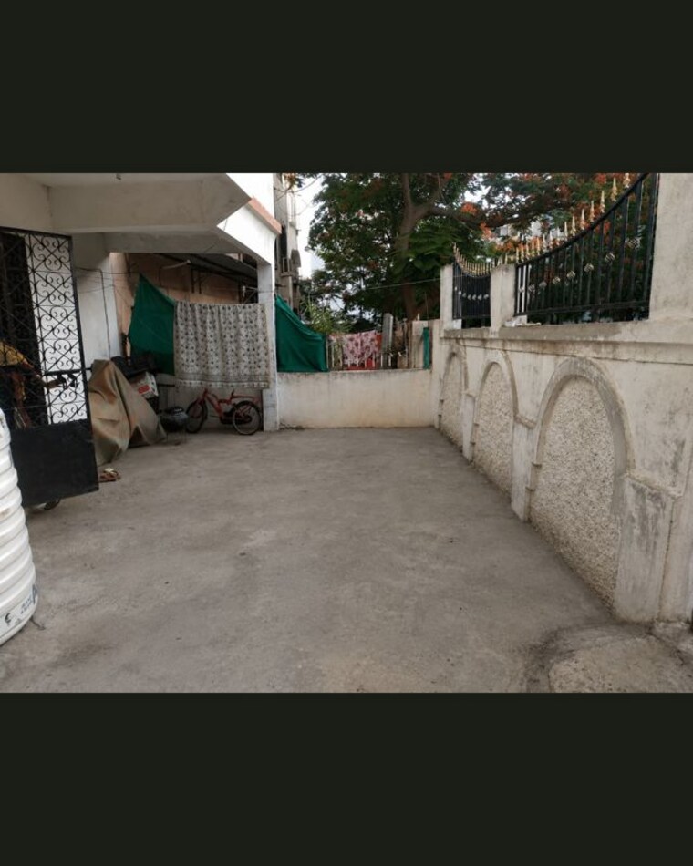  Parking, majrewadi 2 Bedroom 2045 Sq.Ft. Independent House In Majrewadi Solapur 10591687