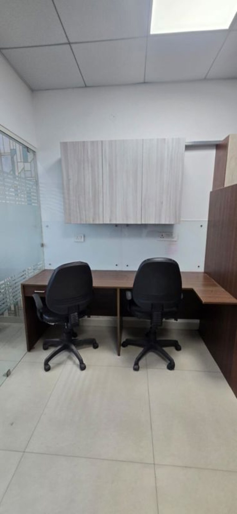 Team Area, emaar-emerald-plaza Commercial Office Space 641 Sq.Ft. In Sector 65 Gurgaon 10591743