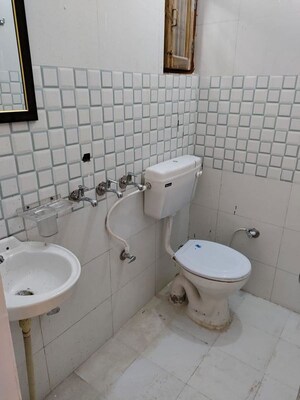 Bathroom in 6+ BHK Villa at Kalyanpur East – for Sale