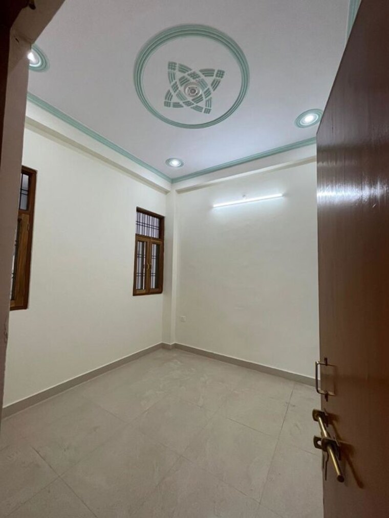 Room, kalyanpur east 6+ Bedroom 1950 Sq.Ft. Villa In Kalyanpur East Lucknow 10591718