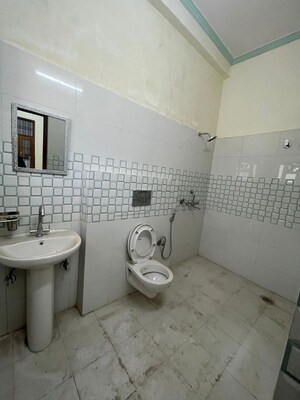 Bathroom in 6+ BHK Villa at Kalyanpur East – for Sale