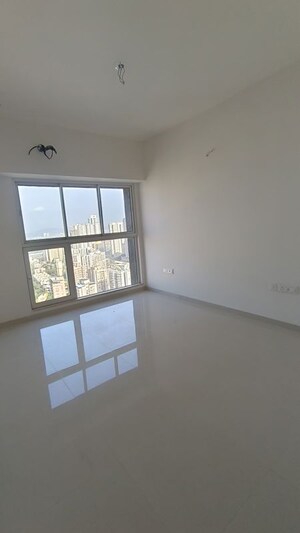 Room in 2 BHK Apartment at L & T Rejuve 360 Tower A, Mulund West – for Rent