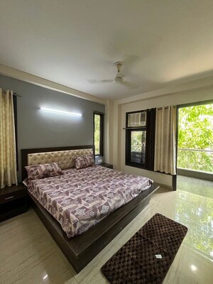 1 BHK Builder Floor For Rent in Sector 43