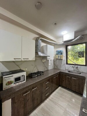 Kitchen in 1 BHK Builder Floor at Sector 43 – for Rent