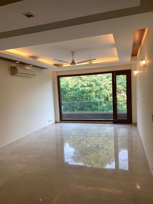 3 BHK Builder Floor For Rent in Defence Colony
