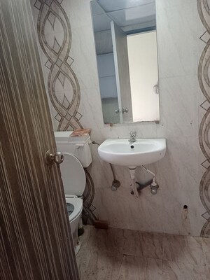 Bathroom in 3.5 BHK Apartment at Royal Palms Garden View, Goregaon East – for Rent