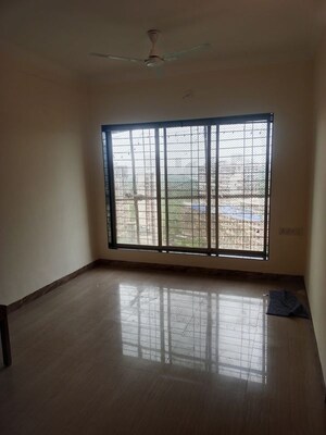 Room in 3.5 BHK Apartment at Royal Palms Garden View, Goregaon East – for Rent