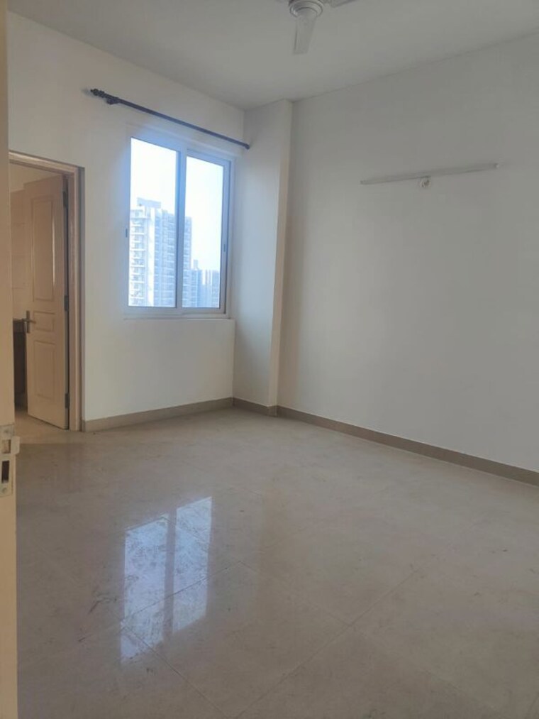 Room, vatika-gurgaon-21 3.5 Bedroom 1980 Sq.Ft. Apartment In Sector 83 Gurgaon 10591803