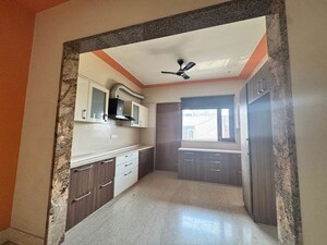 Kitchen in 2 BHK Builder Floor at Ardee City, Sector 52 – for Rent