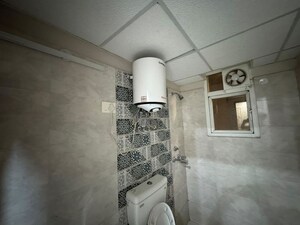 Bathroom in 2 BHK Apartment at Signature Signum 37D III, Sector 37d – for Rent