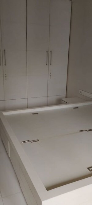 Furnished Amenities in 1 BHK Apartment at Neelganga Apartment, Lower Parel – for Rent