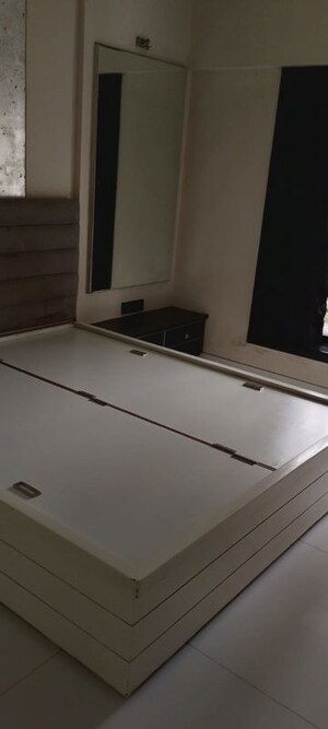 Furnished Amenities in 1 BHK Apartment at Neelganga Apartment, Lower Parel – for Rent