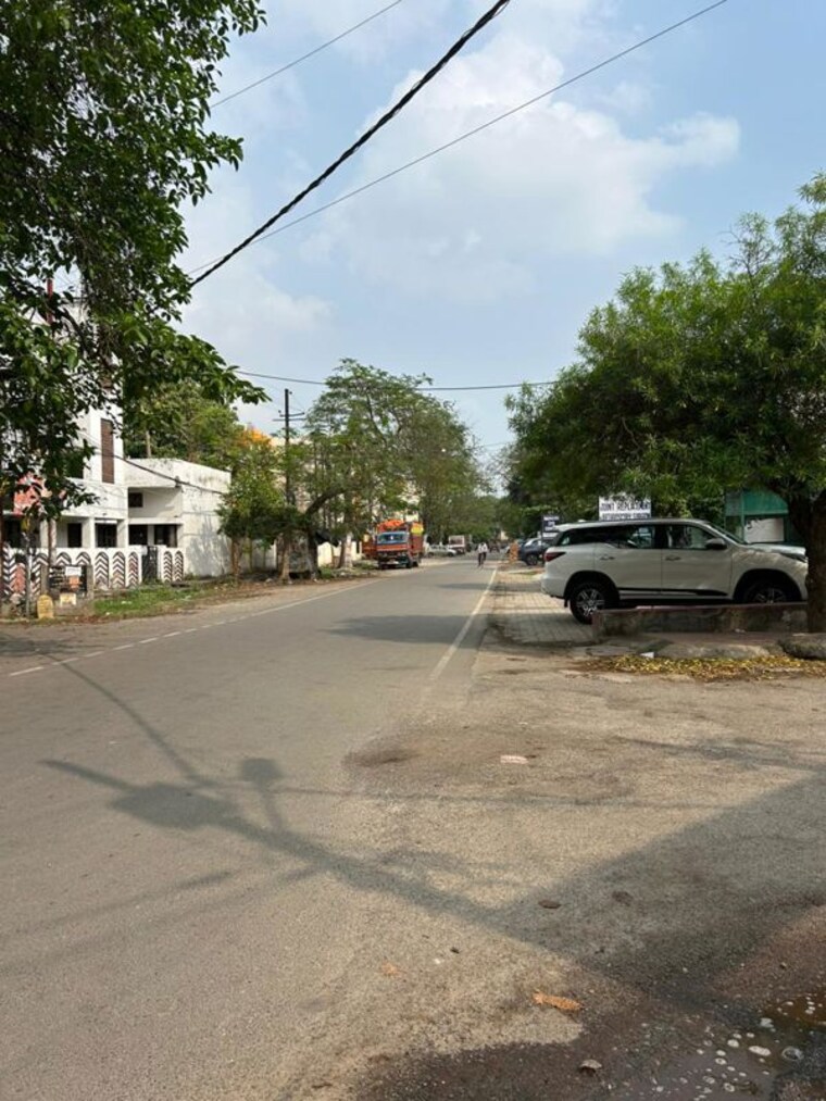  Parking, aliganj 2 Bedroom 2100 Sq.Ft. Independent House In Aliganj Lucknow 10591885