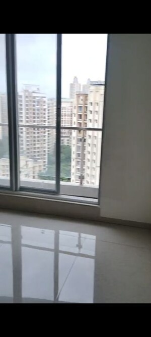 2 BHK Apartment For Rent in Rosa Manhattan, Ghodbunder Road