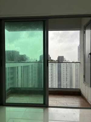3 BHK Apartment For Rent in Kalpataru Immensa, Kolshet Road