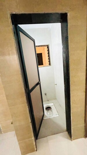 Bathroom in 5 BHK Apartment at Shree Siddhi Apte Homes, Badlapur East – for Sale