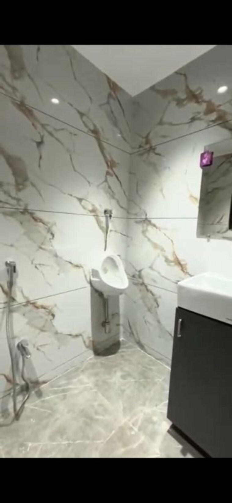 Bathroom, chandak-unicorn Commercial Office Space 479 Sq.Ft. In Andheri West Mumbai 10591021