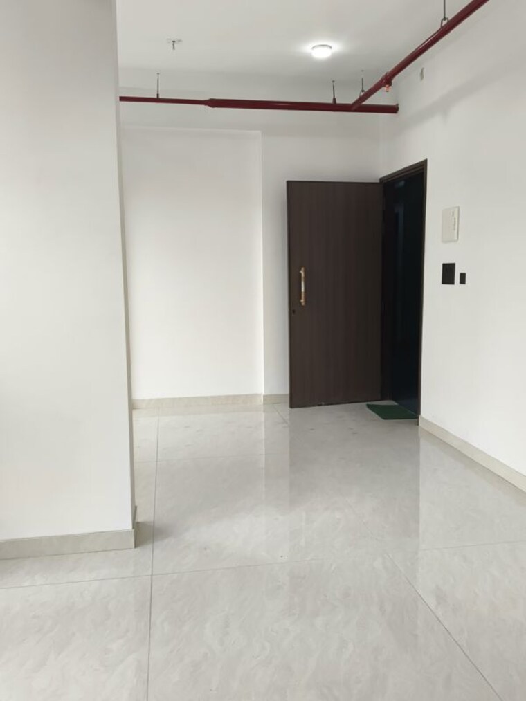 Room, arkade-rare Commercial Office Space 412 Sq.Ft. In Bhandup West Mumbai 10591970