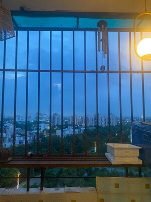 Swimming Pool in 2 BHK Apartment at Ansal Sushant Golf city, Sushant Golf City – for Sale