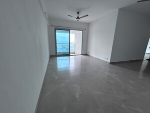 2 BHK Apartment For Rent in DB Woods, Goregaon East