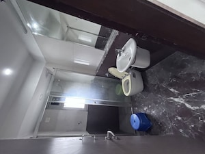 Furnished Amenities in 2 BHK Apartment at DB Woods, Goregaon East – for Rent