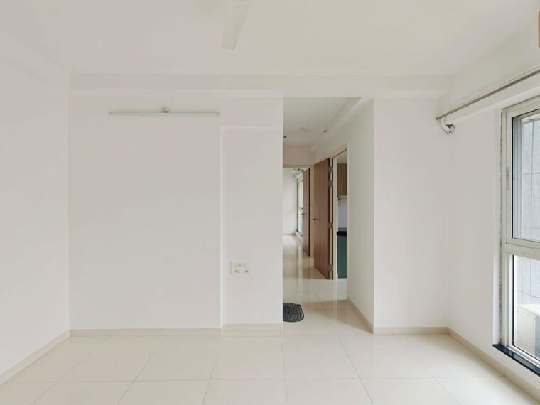 Room, godrej-emerald-vista 1.5 Bedroom 512 Sq.Ft. Apartment In Ghodbunder Road Thane 10592030