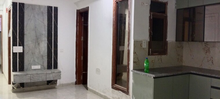 Kitchen, gaur city 2 3 Bedroom 1450 Sq.Ft. Builder Floor In Gaur City 2 Greater Noida 10592024