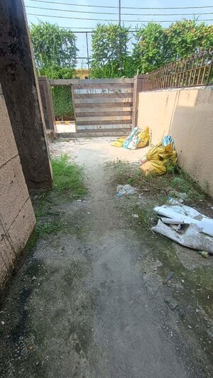 Balcony in 5 BHK Villa at Satya The Hermitage, Sector 103 – for Sale