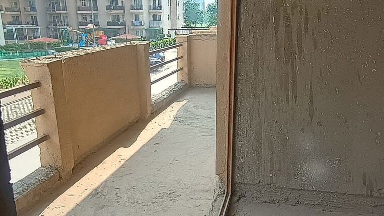 Balcony, satya-the-hermitage 5 Bedroom 2952 Sq.Ft. Villa In Sector 103 Gurgaon 10592062