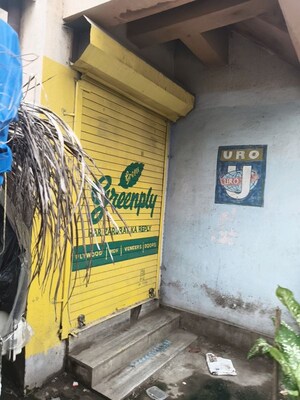  Shop – Exterior View View at Vile Parle West - for Rent