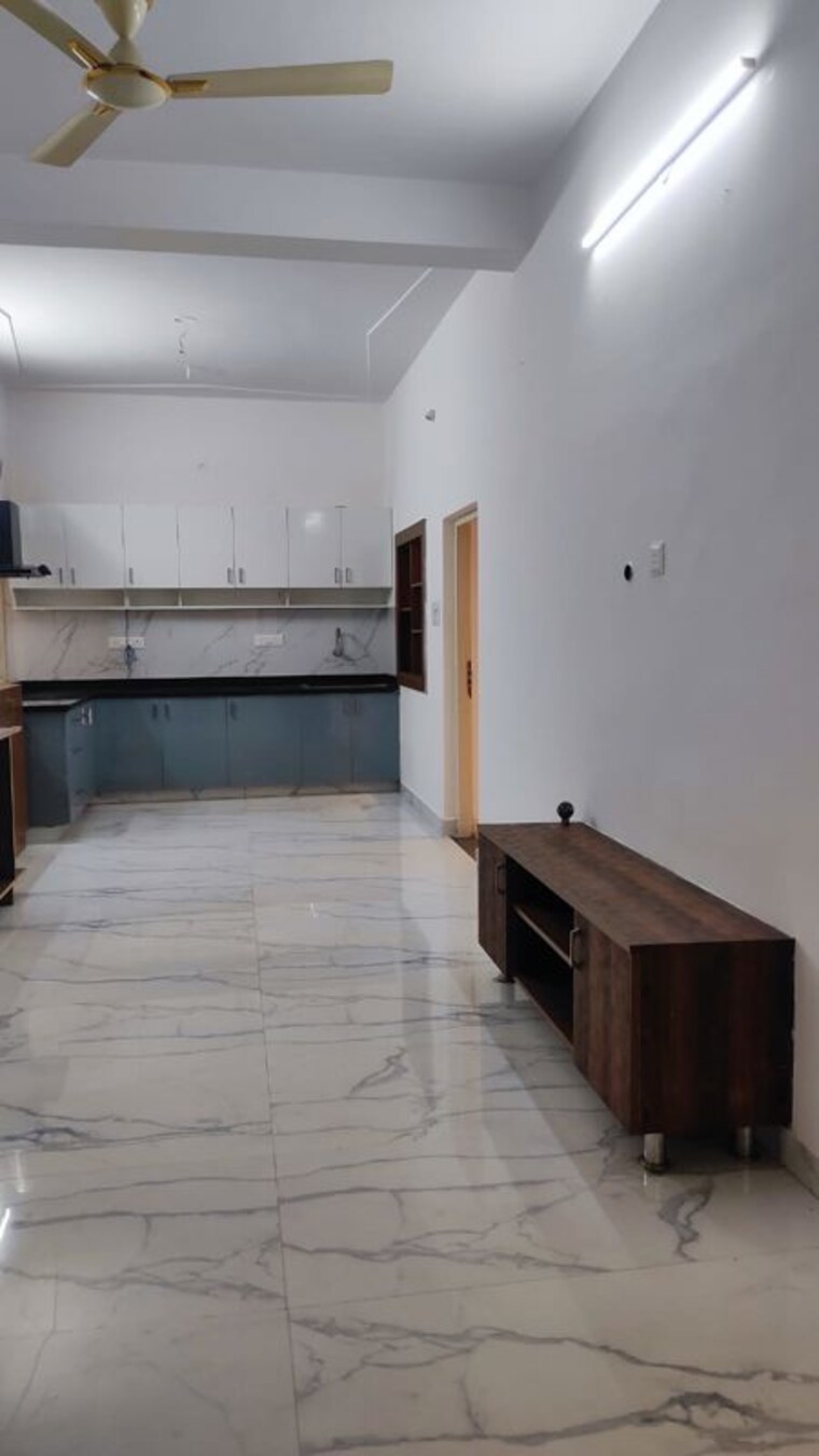 Kitchen, hbr layout 2 Bedroom 1000 Sq.Ft. Builder Floor In Hbr Layout Bangalore 10592039